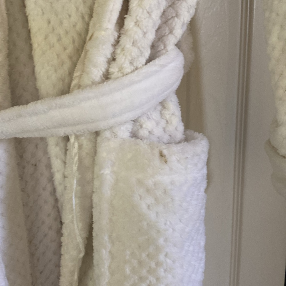 Ulta Robe - Picture 4 of 7